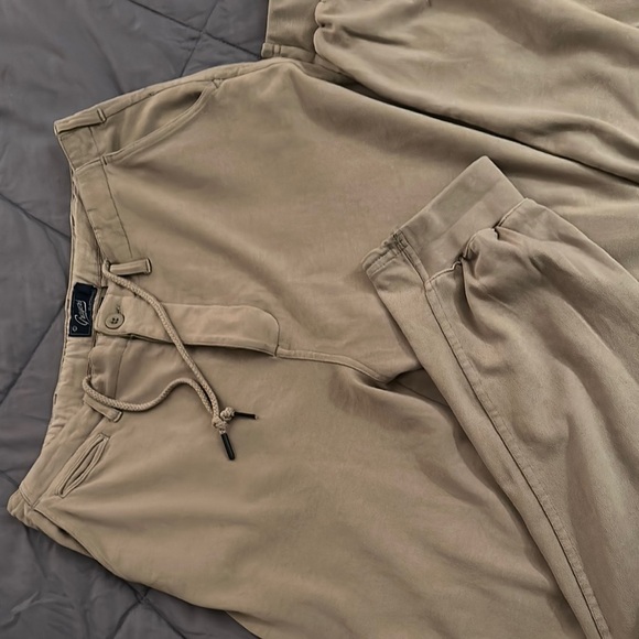 Bundle OF 2,
ELEVATED COMPACT JERSEY JOGGER KHAKI
EUC - Picture 12 of 16